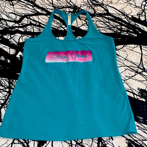 Under Armour Tops - Under Armor tank top